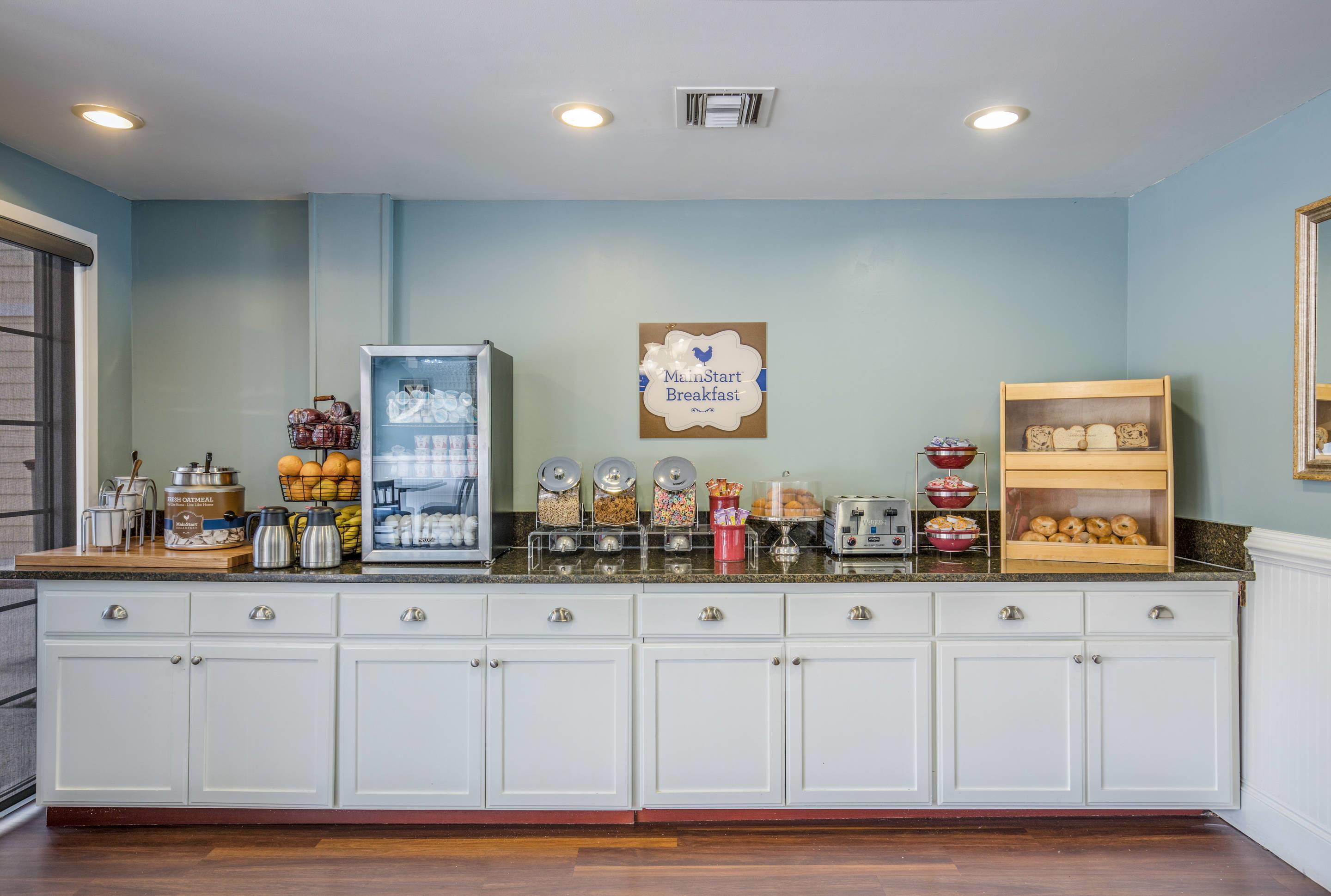 Assorted breakfast items | MainStay Suites