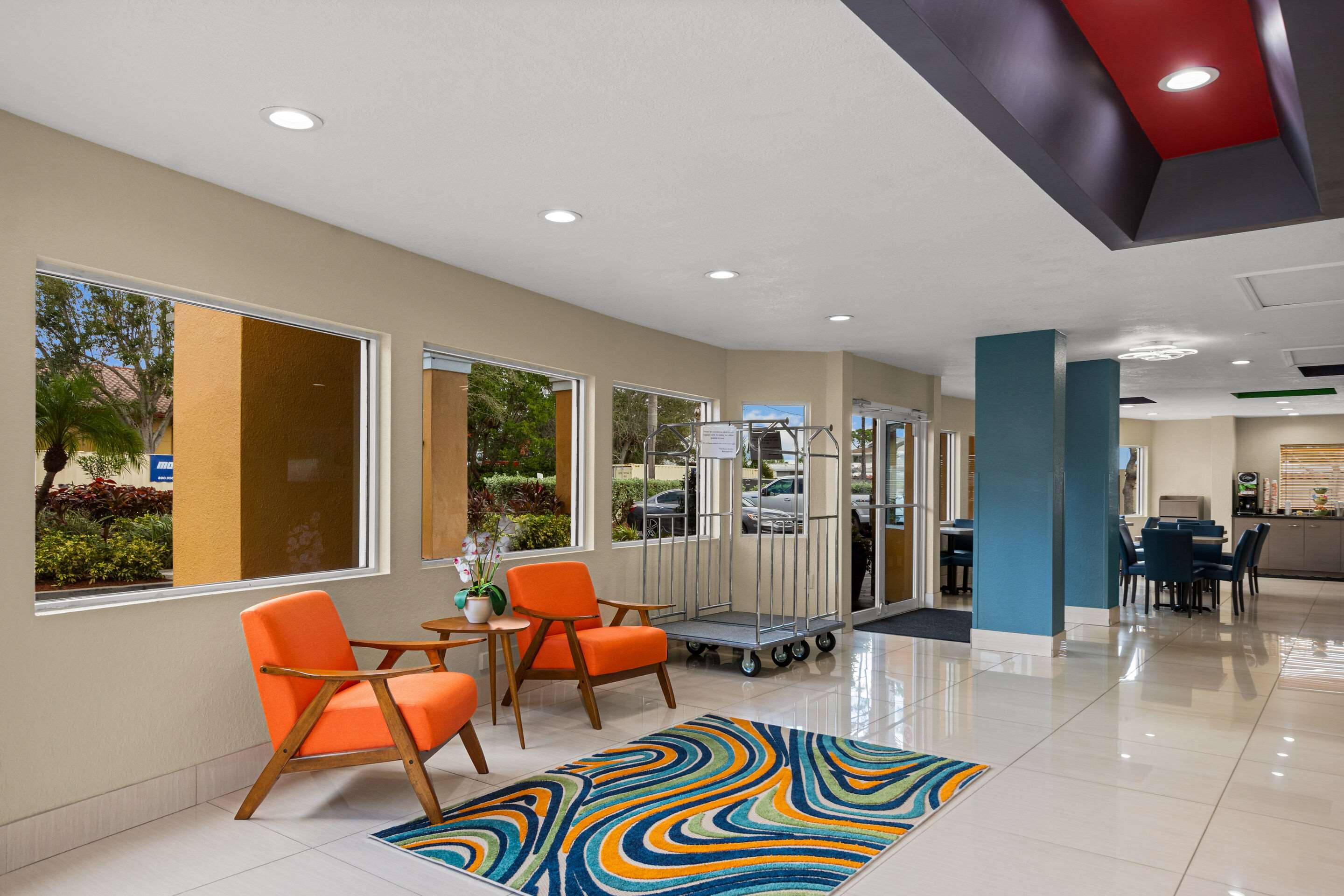 Hotel lobby | Quality Inn Sarasota I-75