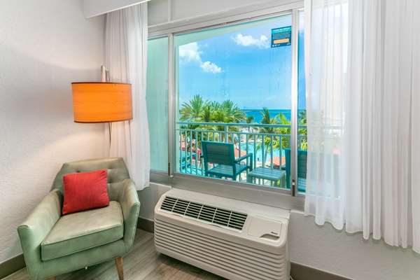 Suite - Winter the Dolphins Beach Club Resort Clearwater Beach