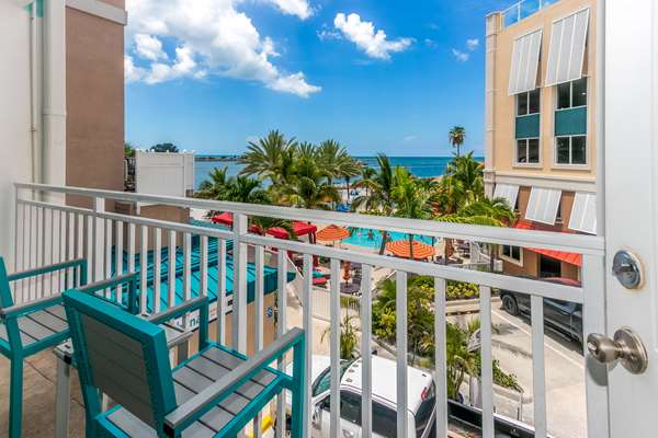 Suite - Winter the Dolphins Beach Club Resort Clearwater Beach