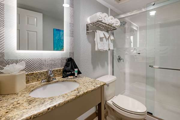 Suite - Winter the Dolphins Beach Club Resort Clearwater Beach