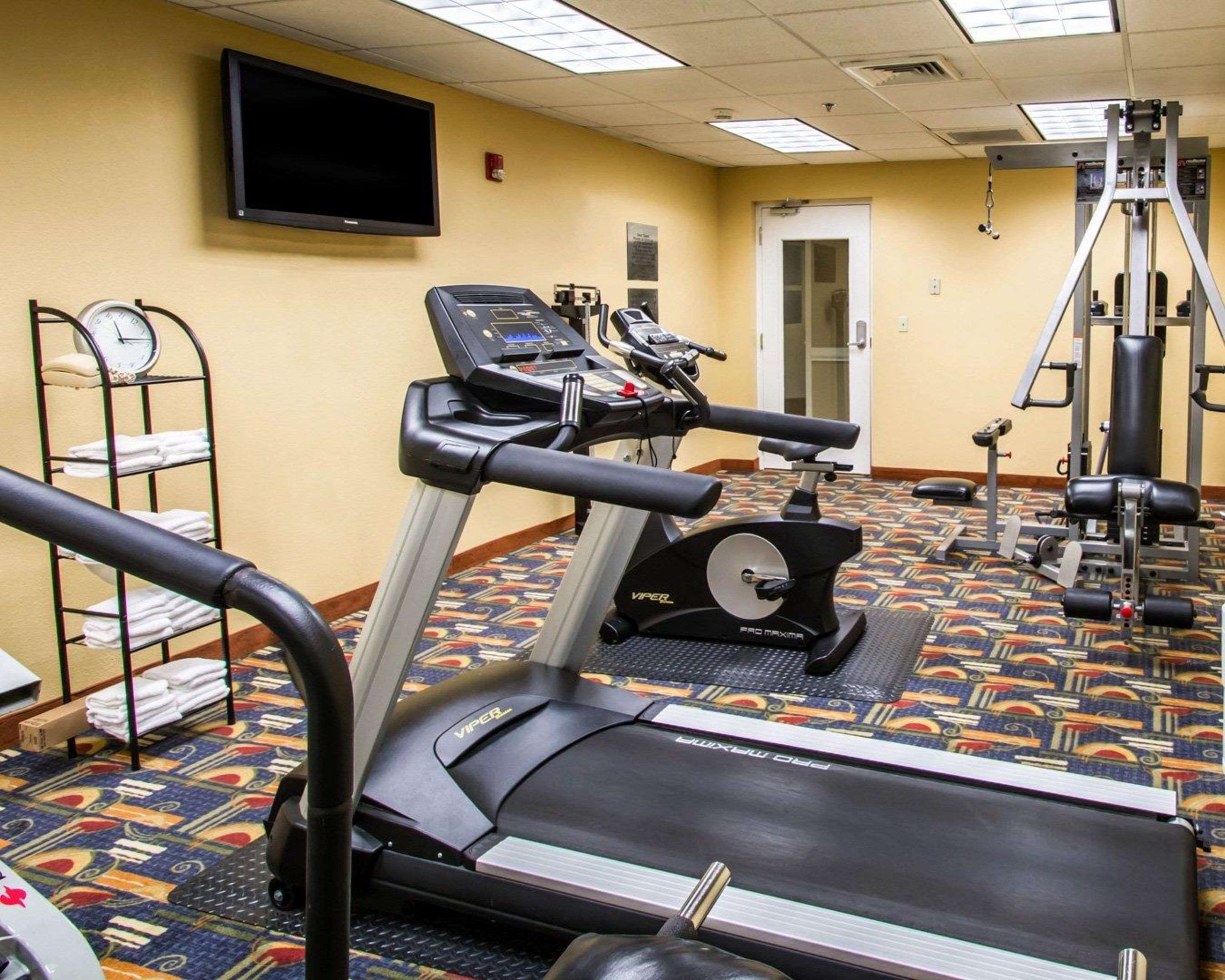 Fitness center | Clarion Inn & Suites Miami International Airport