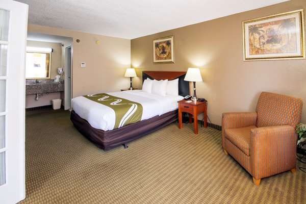 Suite - Quality Inn & Suites Conference Center New Port Richey
