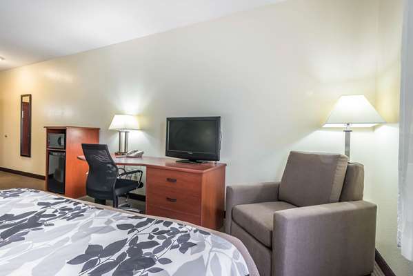  - Sleep Inn & Suites Gainesville - I-75, Exit 384