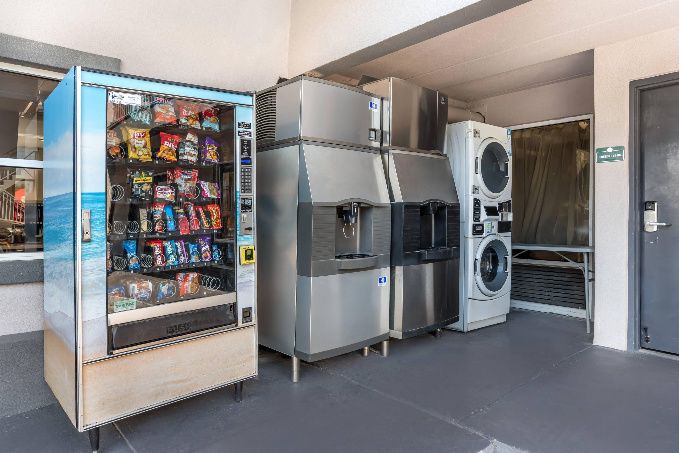 Guest laundry facilities | Quality Inn & Suites near Panama City Beach