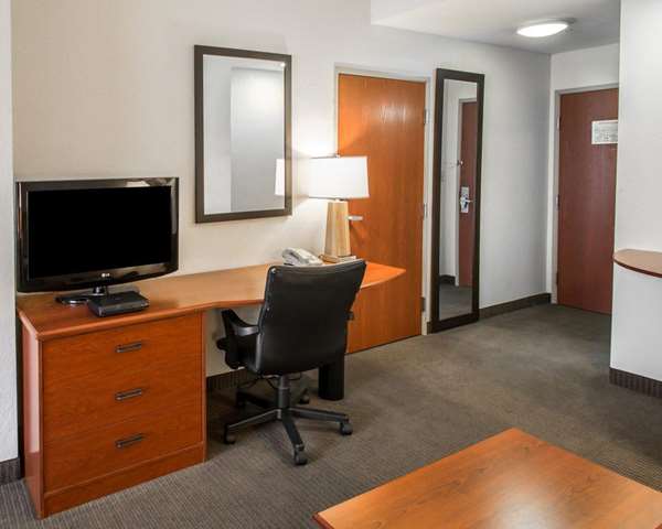 Suite - Sleep Inn & Suites Palatka