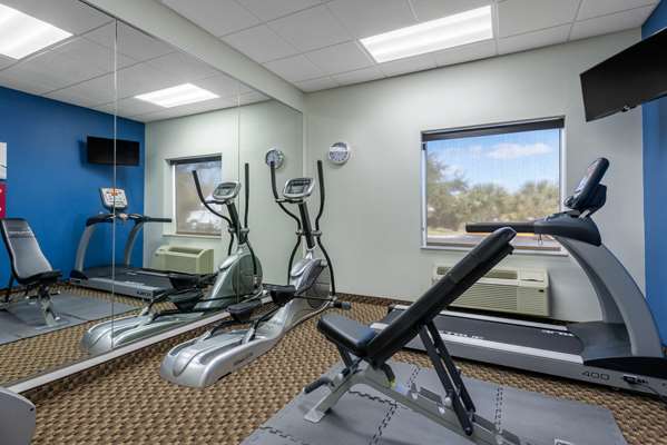 Fitness/ Exercise Room - Comfort Inn & Suites The Villages Wildwood - FL Turnpike, Exit 304