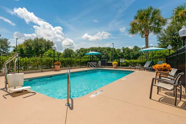 Pool - Comfort Inn & Suites The Villages Wildwood - FL Turnpike, Exit 304