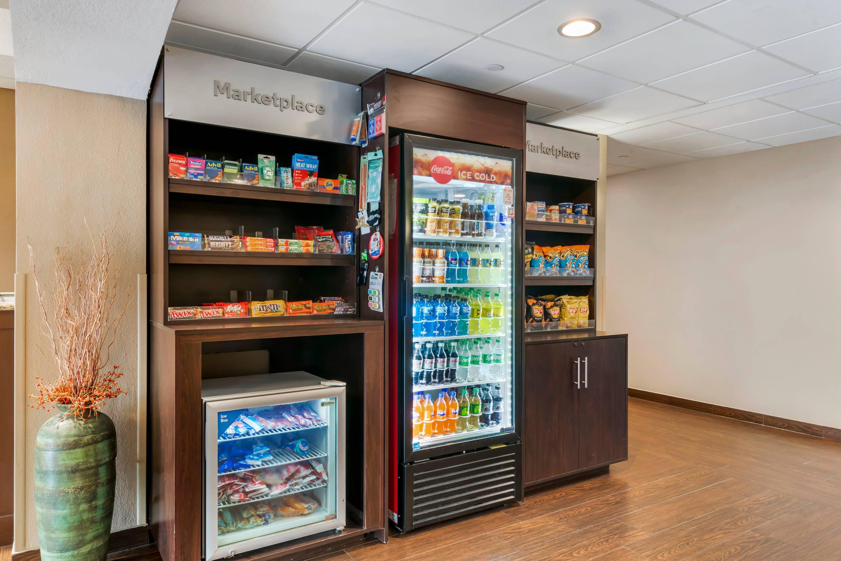 Hotel marketplace | Comfort Inn & Suites Wildwood - The Villages