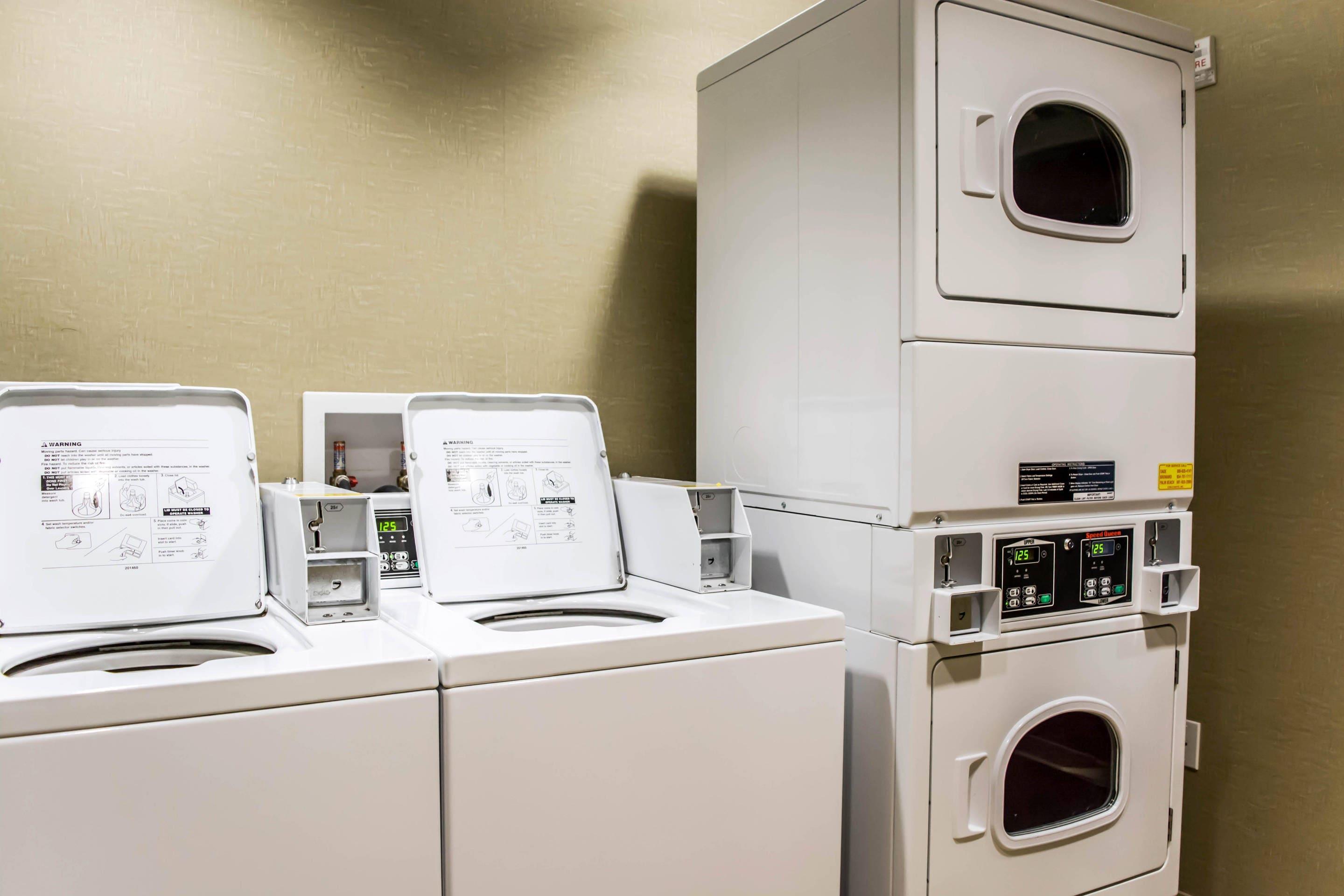 Guest laundry facilities | Comfort Suites Palm Bay - Melbourne