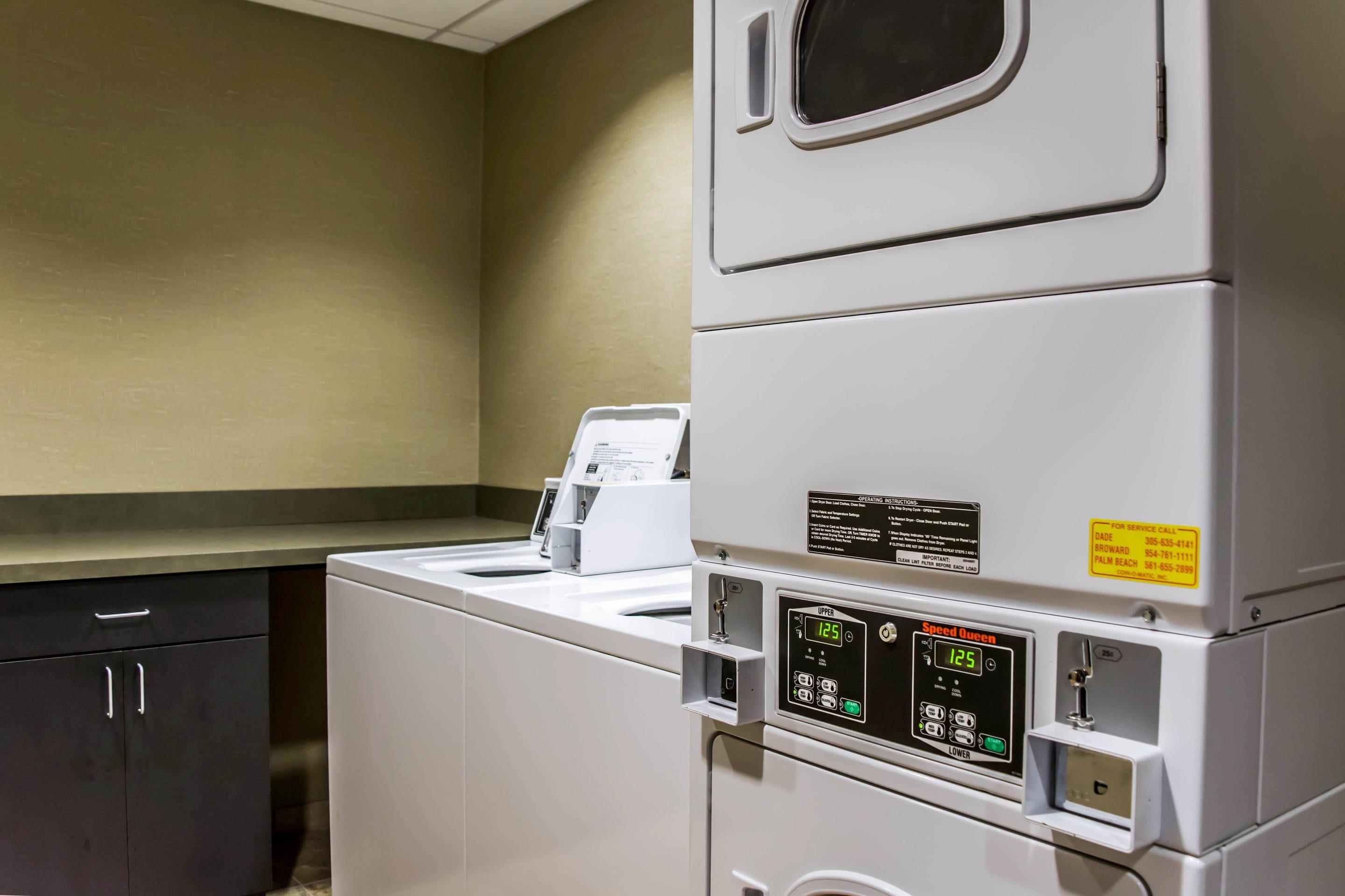Guest laundry facilities | Comfort Suites Palm Bay - Melbourne