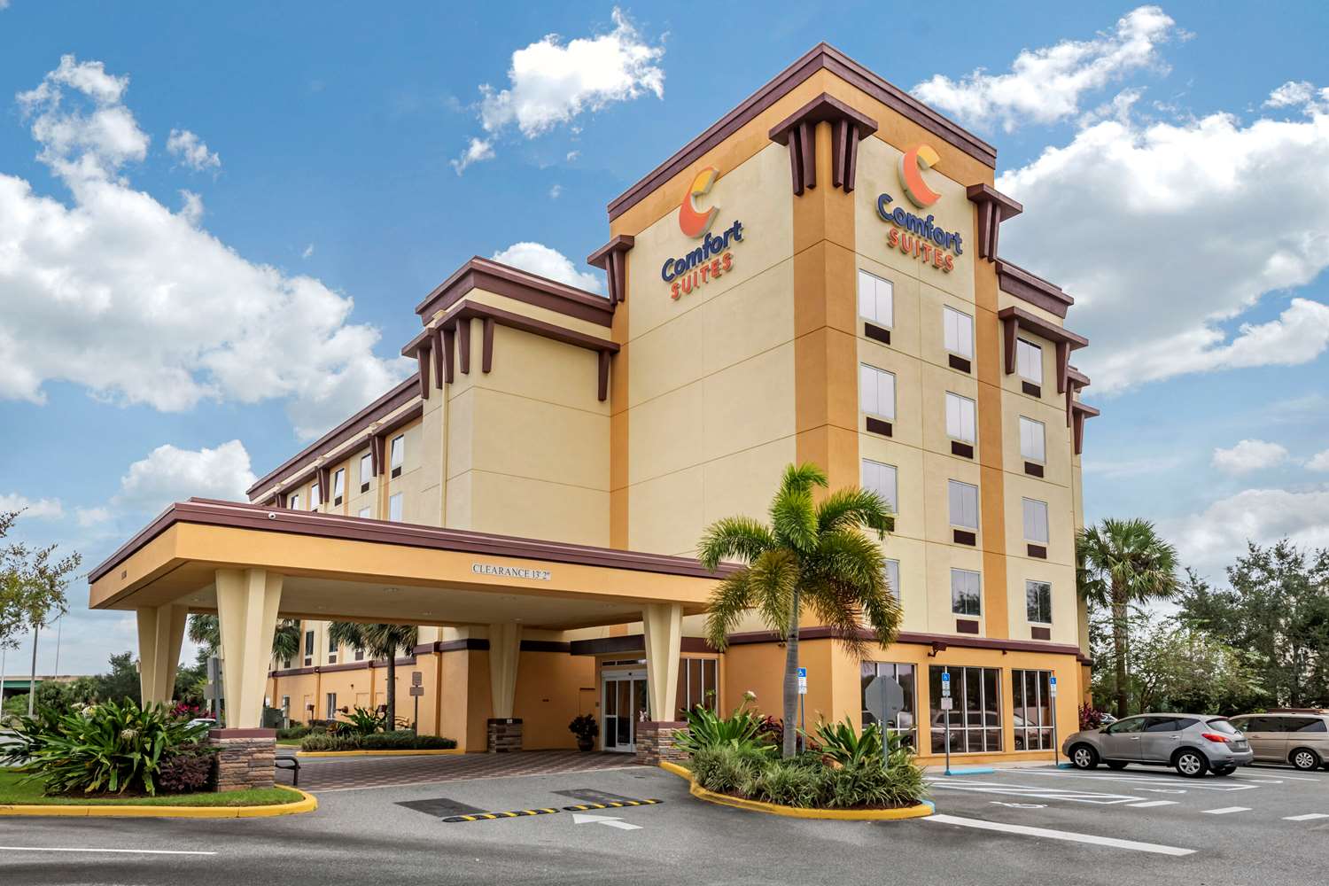 Comfort Suites Airport Orlando, FL See Discounts