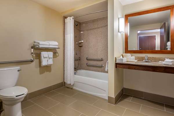 Suite - Comfort Suites Airport Orlando