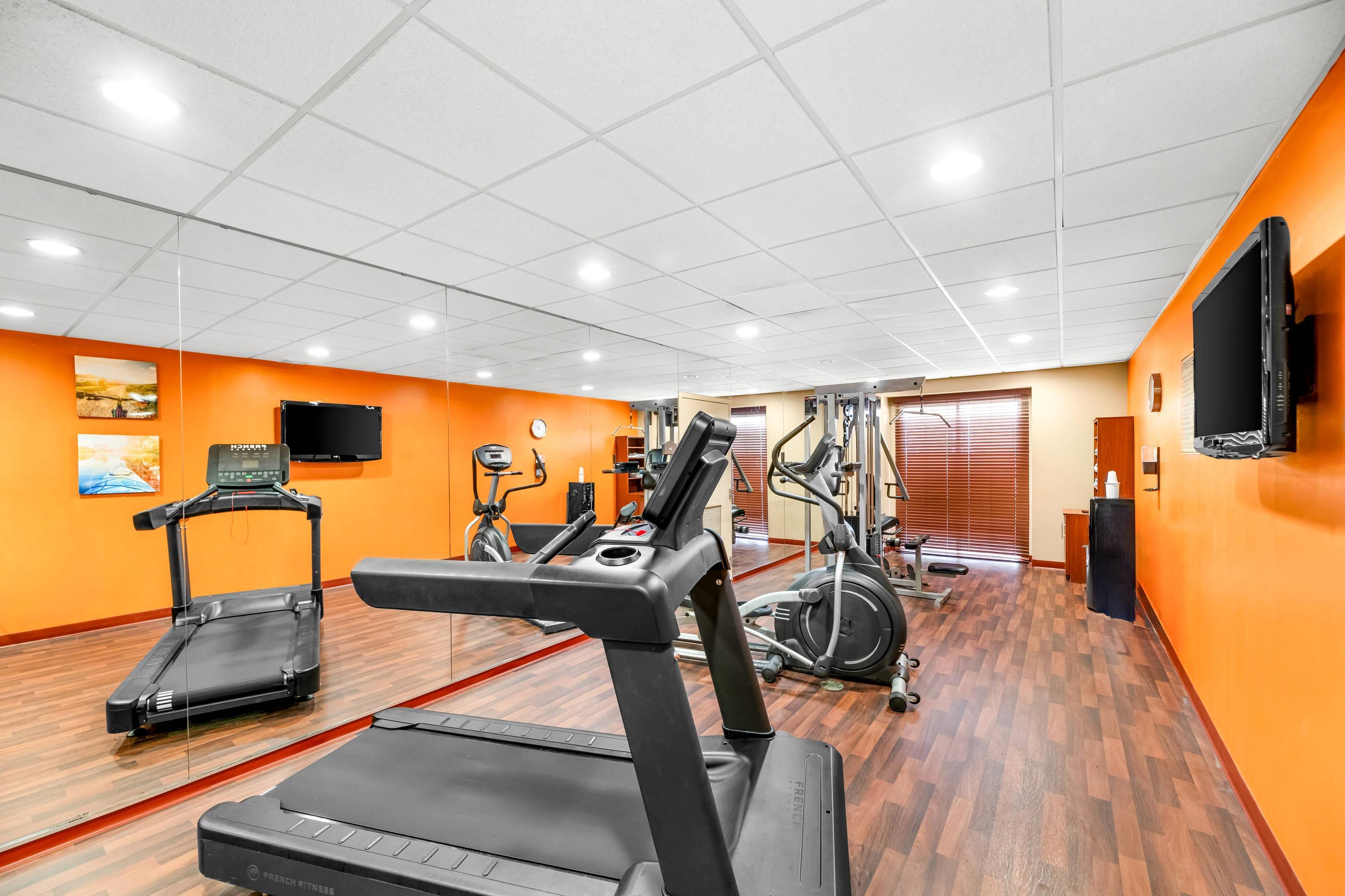 Fitness center | Comfort Suites Orlando Airport