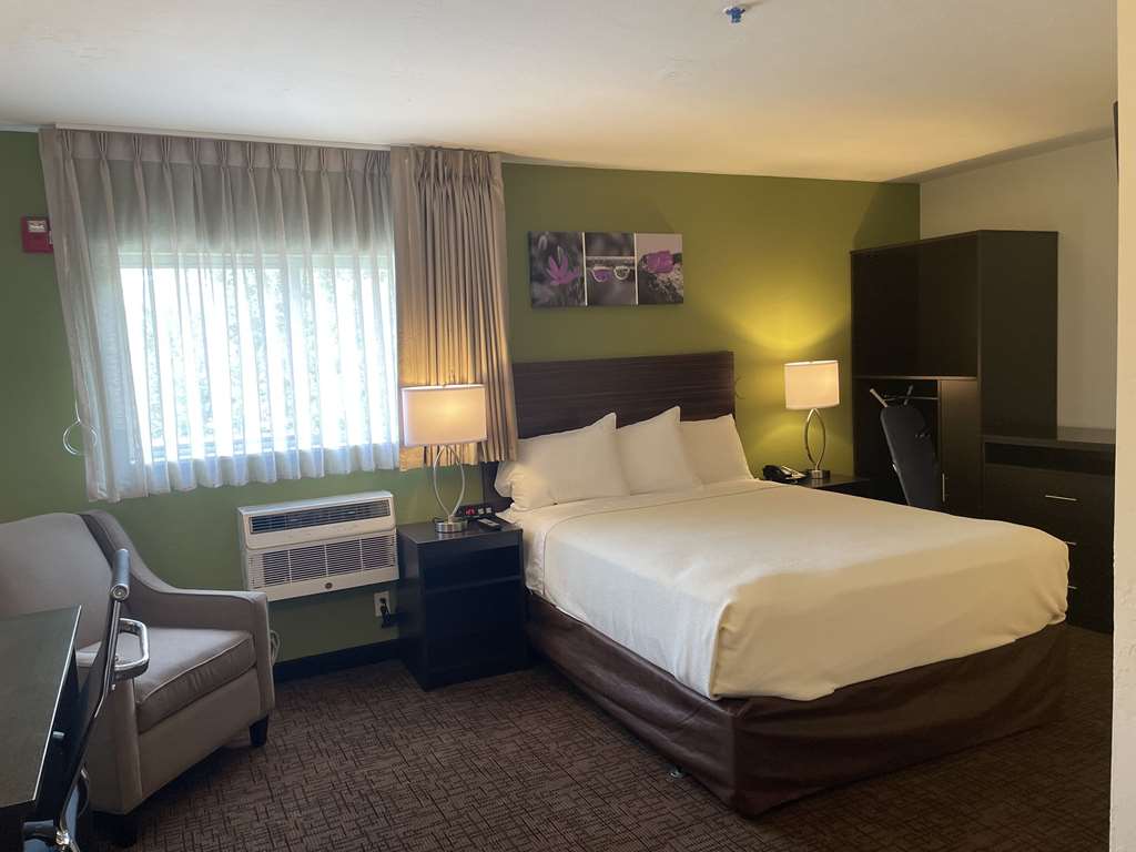 SUBURBAN STUDIOS MELBOURNE AIRPORT-guestroom-Guest Room,On-Site.jpg