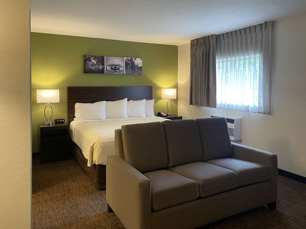 SUBURBAN STUDIOS MELBOURNE AIRPORT-guestroom-Guest Room,Suite,On-Site.jpg