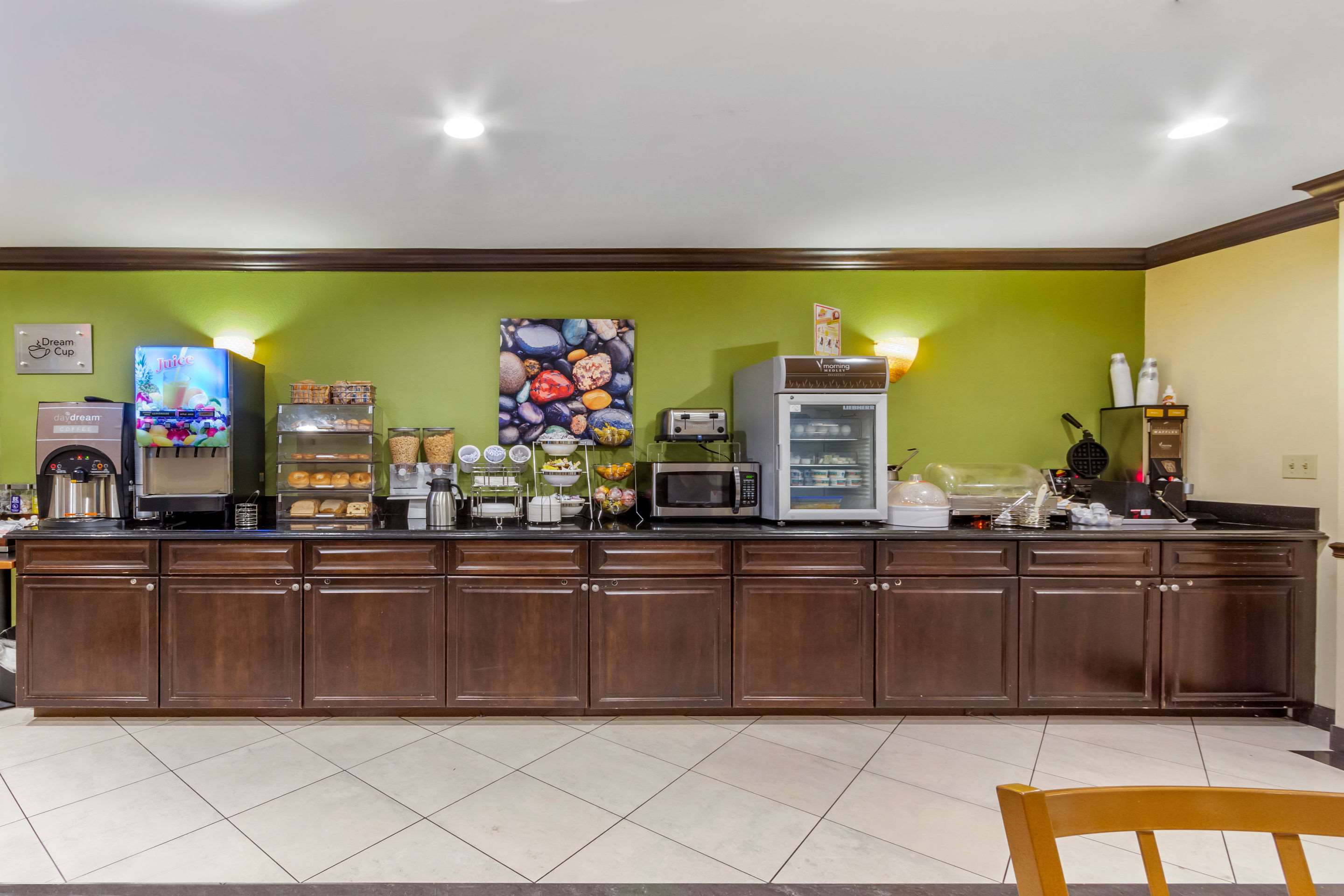 Breakfast counter | Sleep Inn & Suites Jacksonville