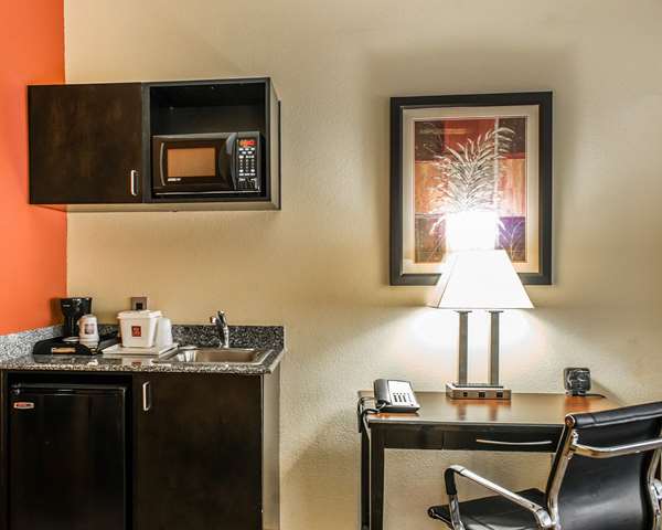 Suite - Comfort Suites Callaway