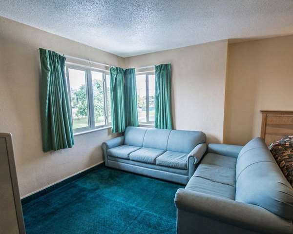  - Rodeway Inn Federal Highway Fort Pierce