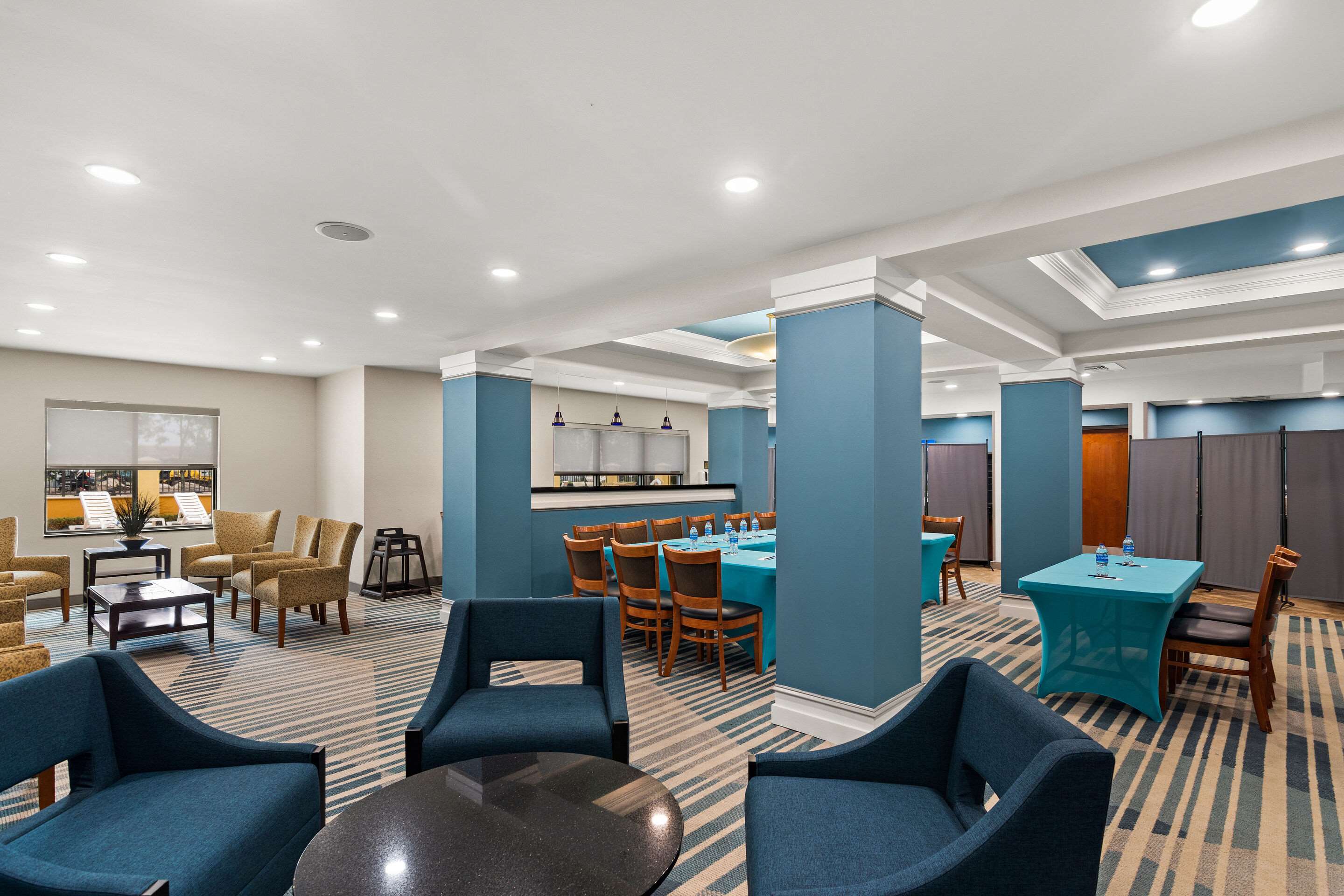 Hotel lobby | Comfort Suites Vero Beach I-95