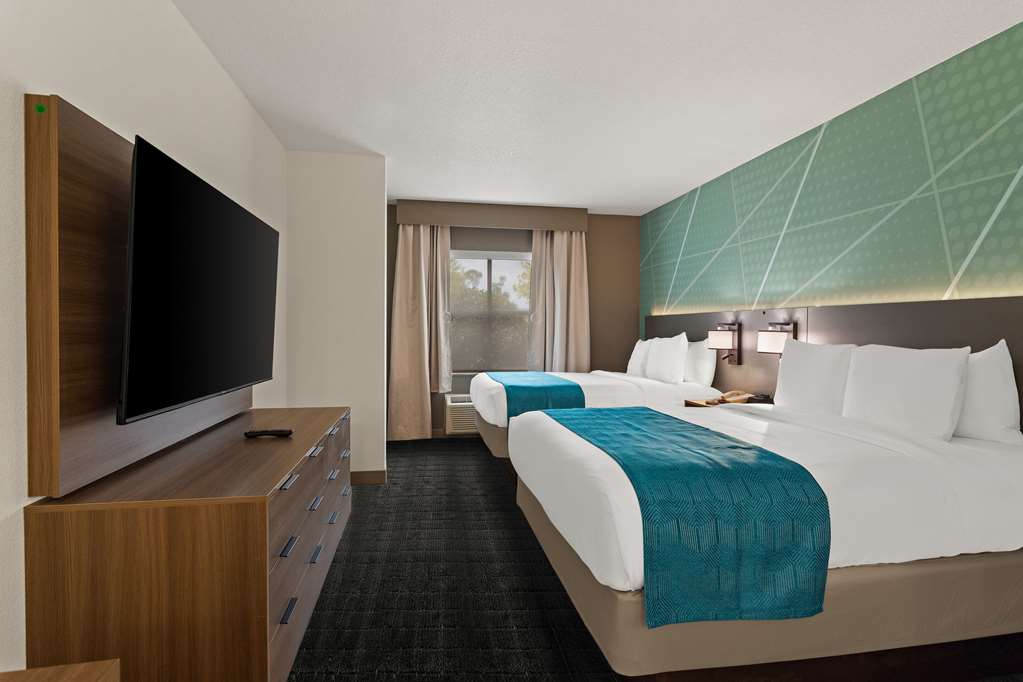 COMFORT SUITES VERO BEACH I-95-guestroom-Guest Room,Suite,On-Site.jpg