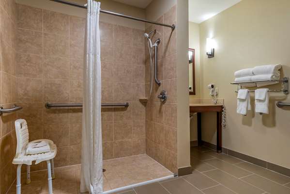 - Comfort Suites Niceville