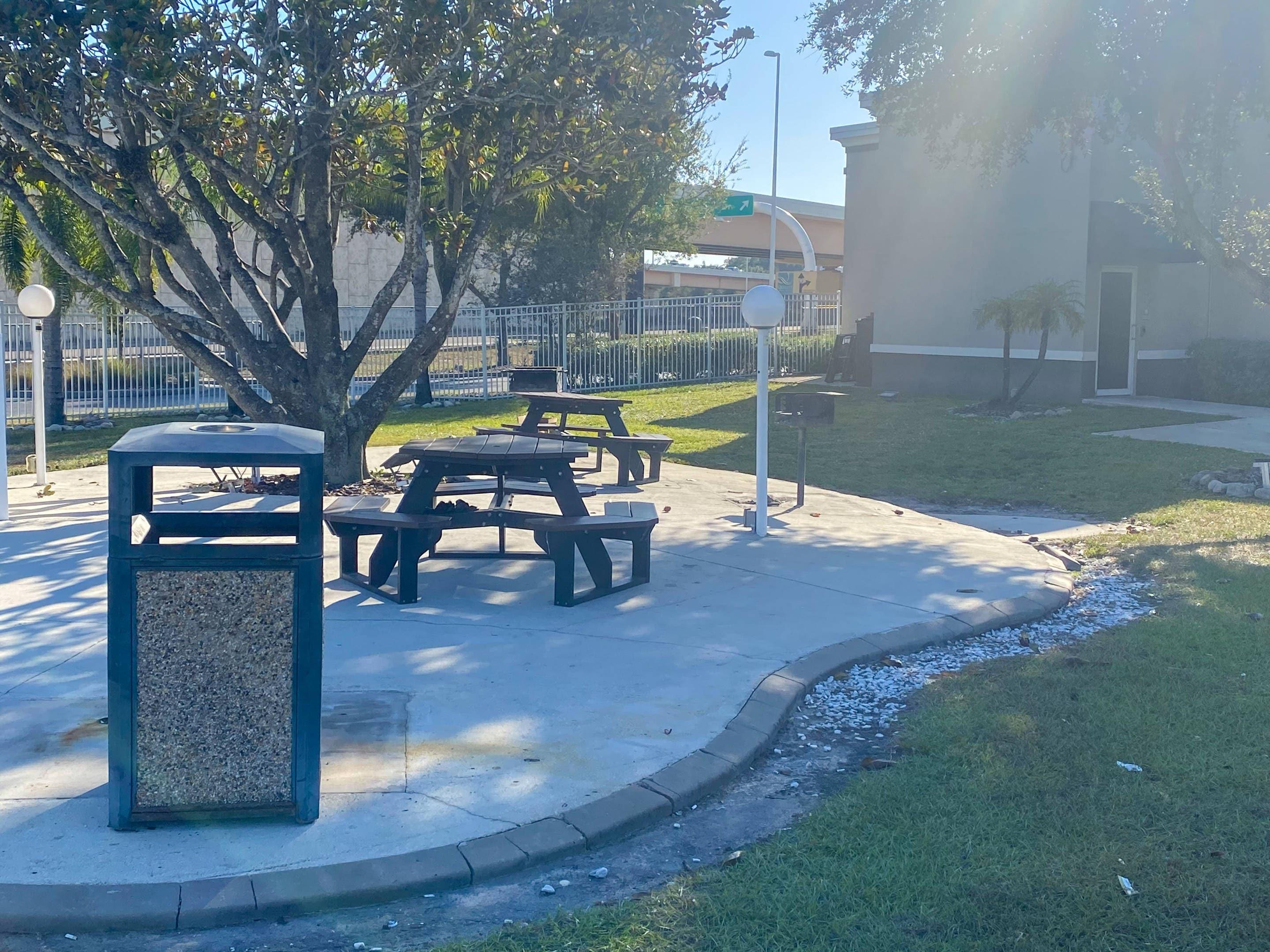 Patio area | Quality Inn & Suites Near Fairgrounds Ybor City