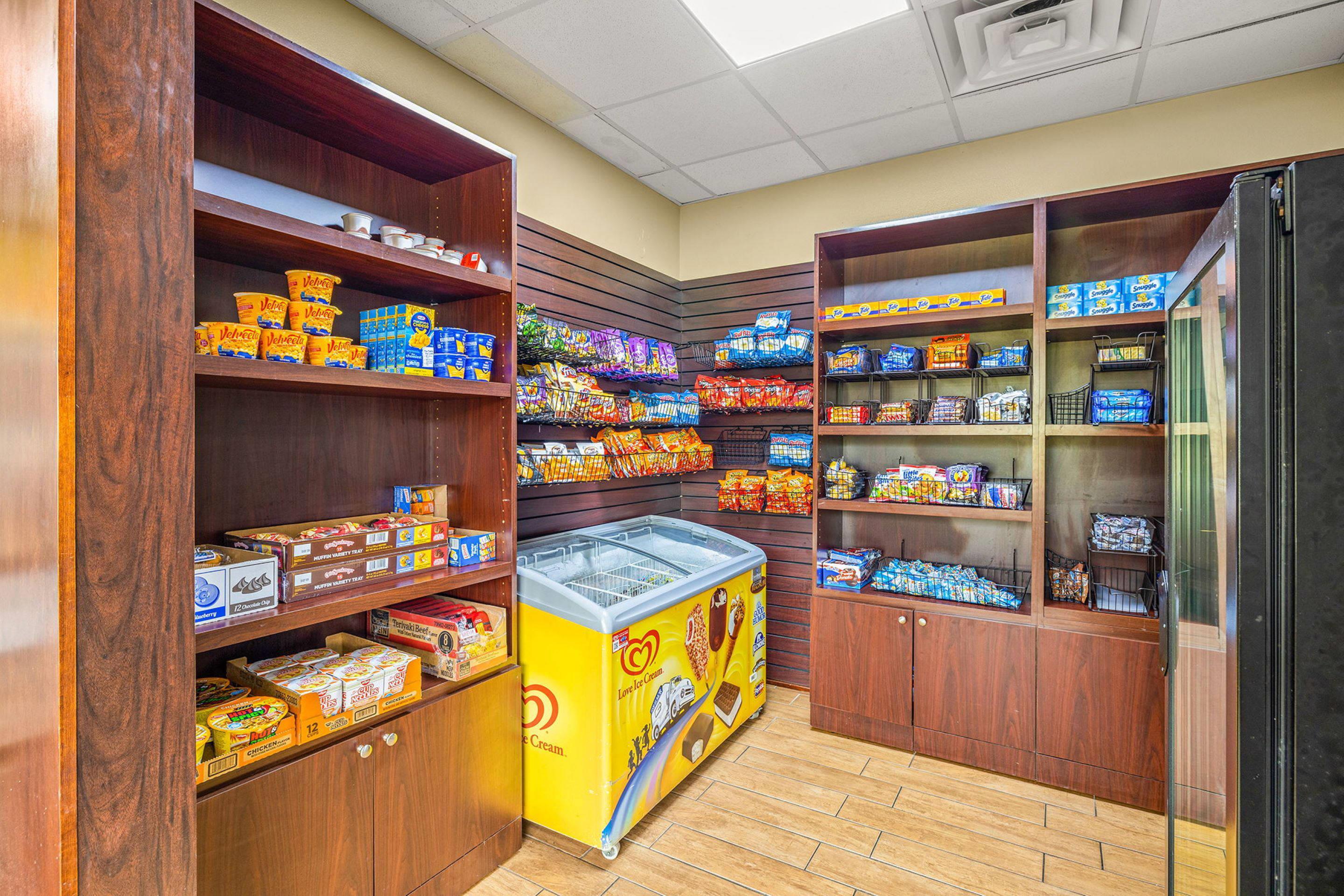 Hotel marketplace | Quality Inn & Suites Near Fairgrounds Ybor City