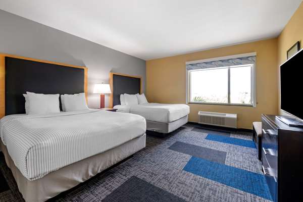 Suite - Cambria Hotel Dania Beach - I-95, Exit 22