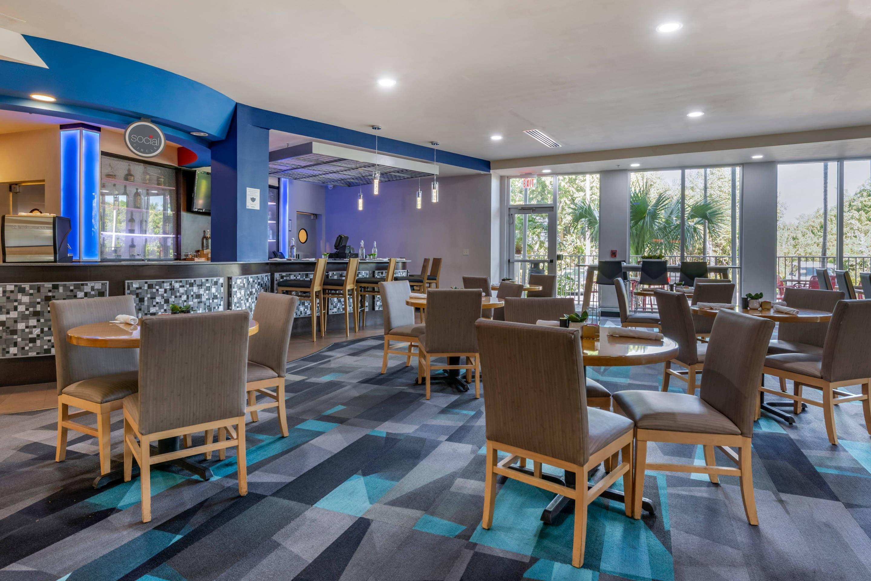 On-site restaurant | Cambria Hotel Ft Lauderdale, Airport South & Cruise Port