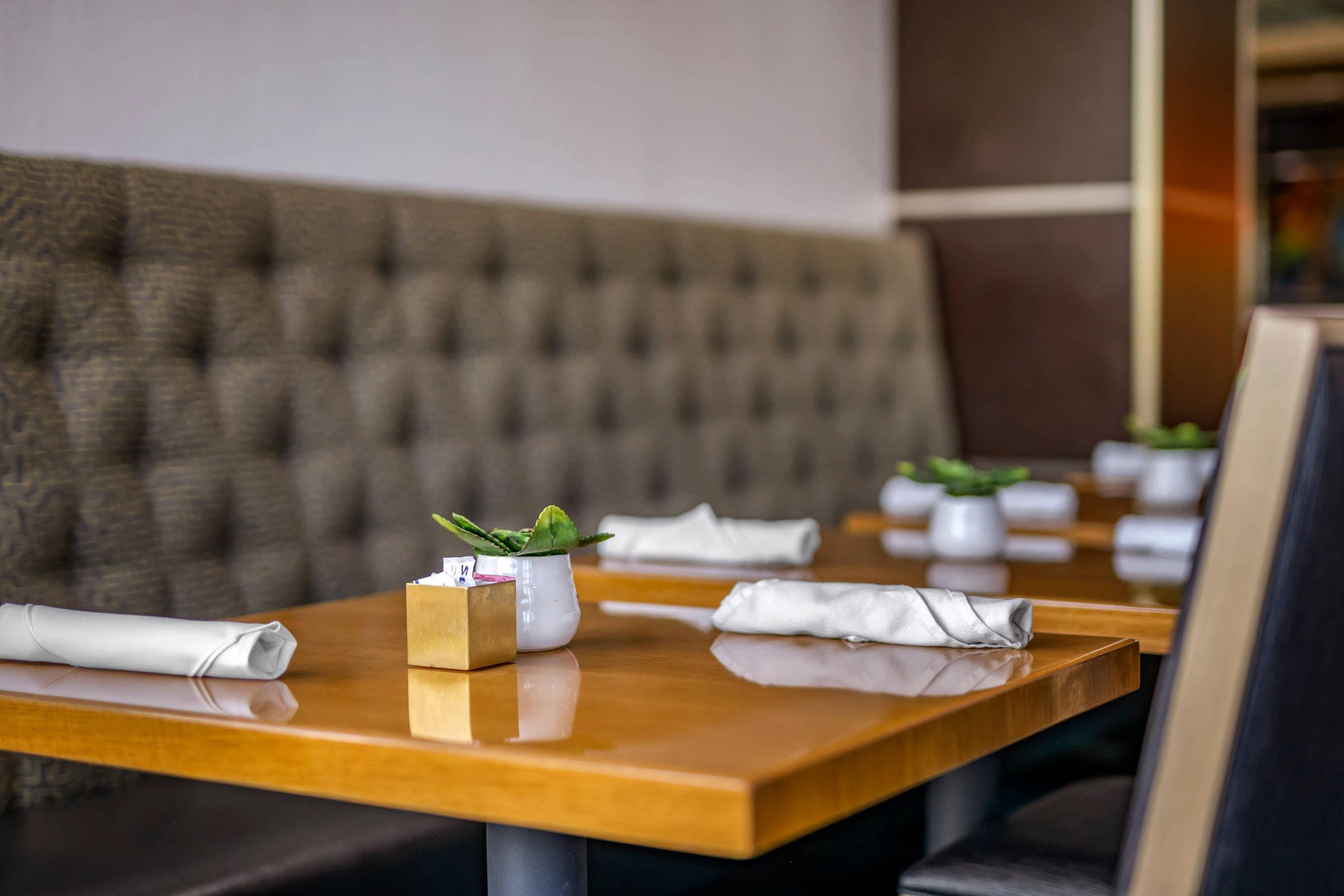 On-site restaurant | Cambria Hotel Ft Lauderdale, Airport South & Cruise Port