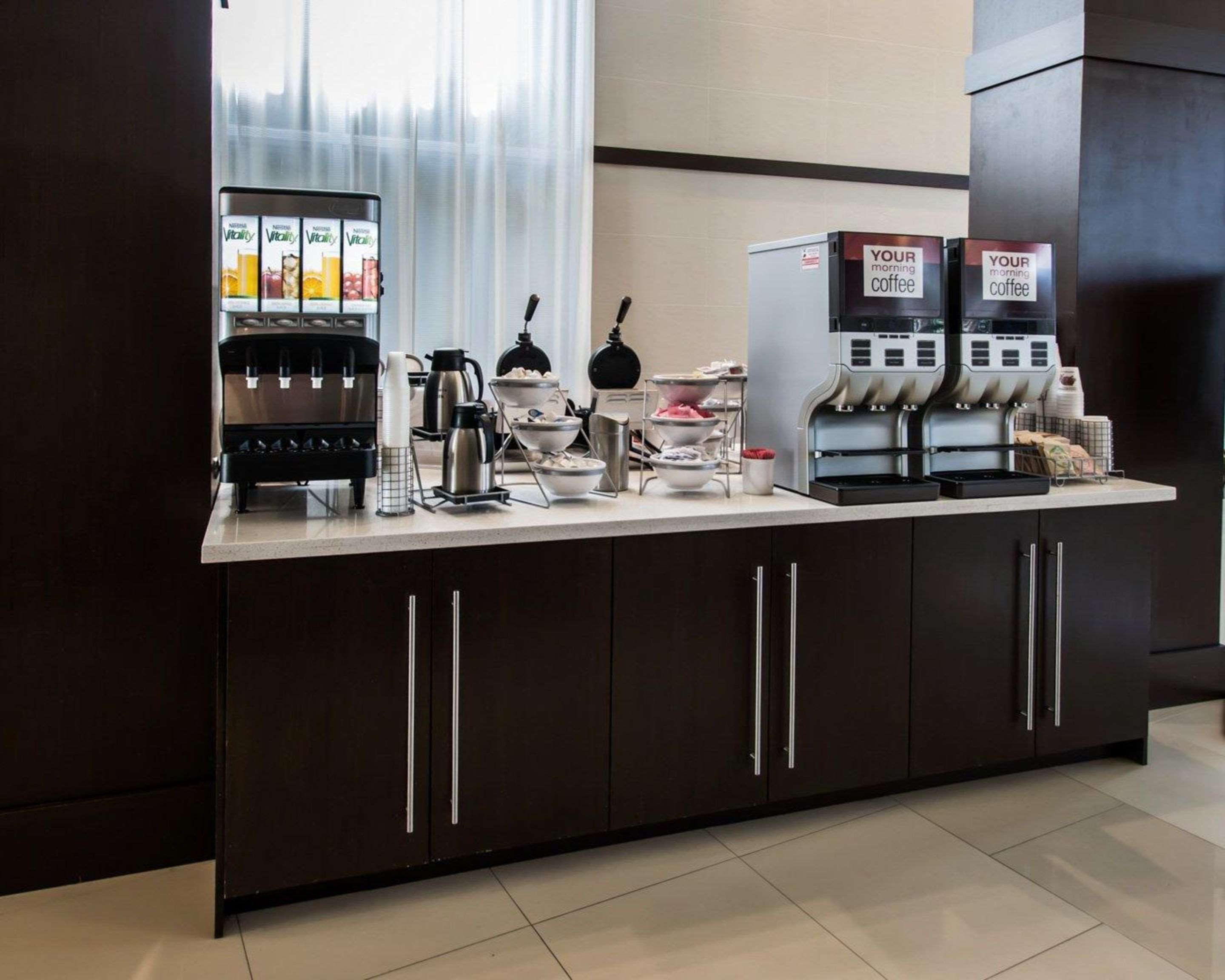 Free hot breakfast buffet | Comfort Suites Miami Airport North
