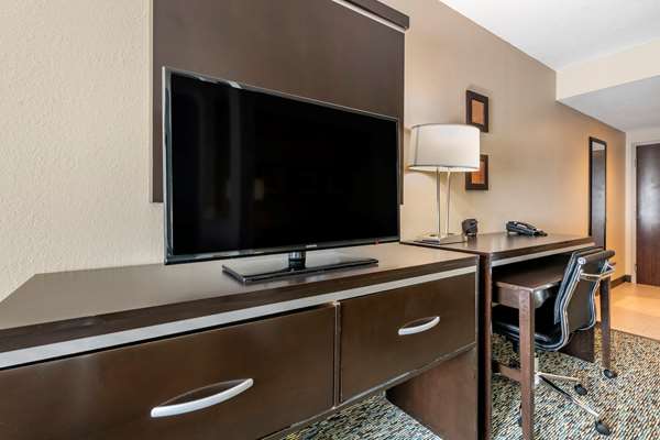 Suite - Comfort Suites Dania Beach - I-95, Exit 22