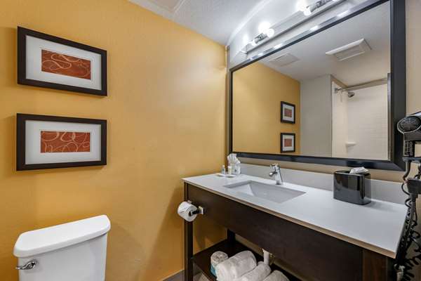 Suite - Comfort Suites Dania Beach - I-95, Exit 22