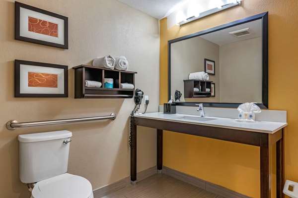 Suite - Comfort Suites Dania Beach - I-95, Exit 22