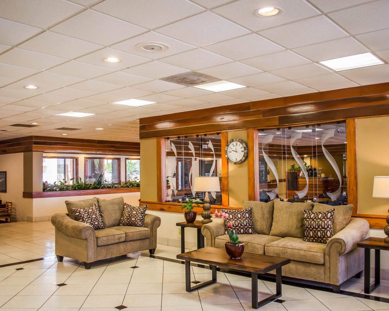 Spacious lobby with sitting area | Quality Inn & Suites Pensacola Bayview