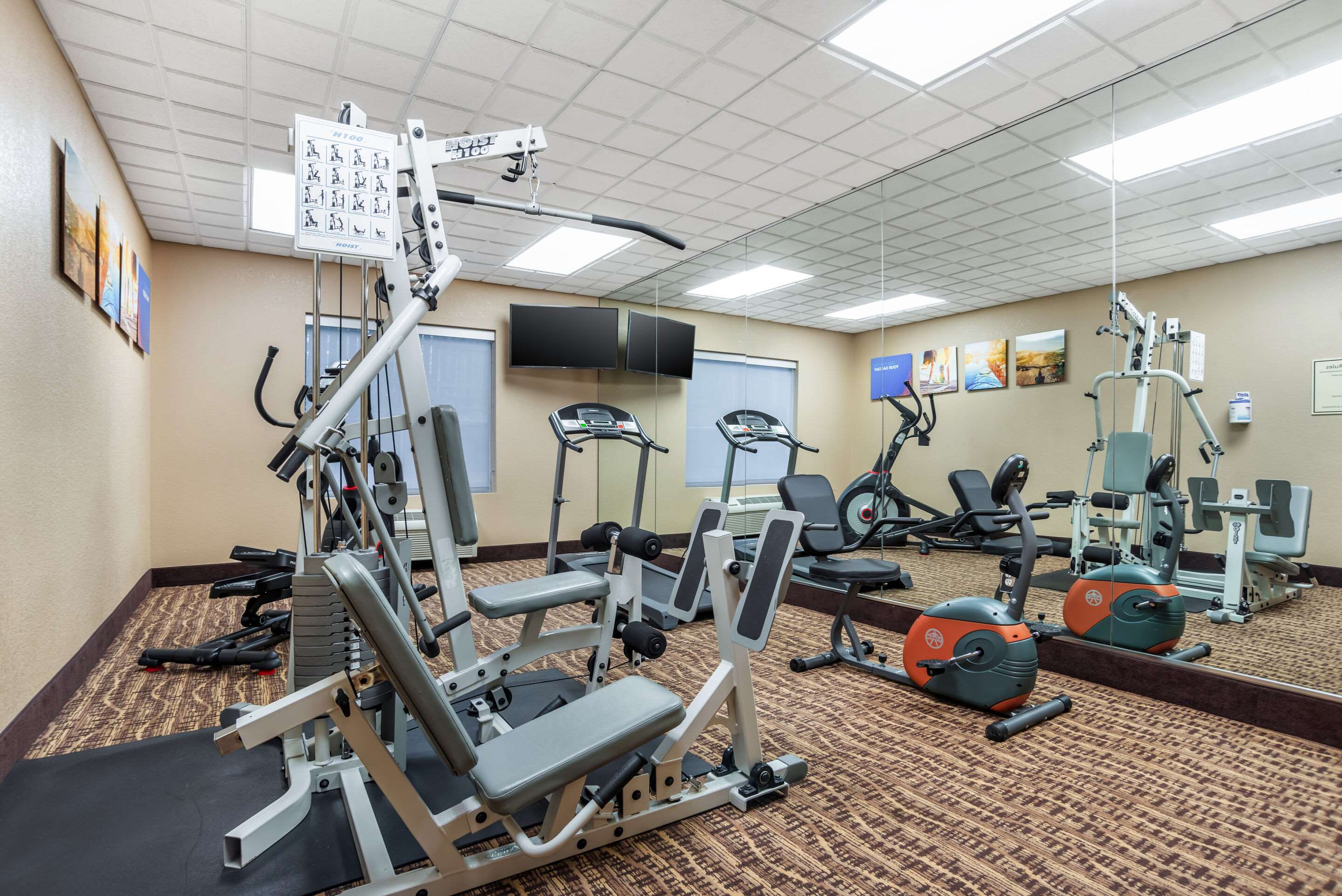 Fitness center | Comfort Inn & Suites Crestview