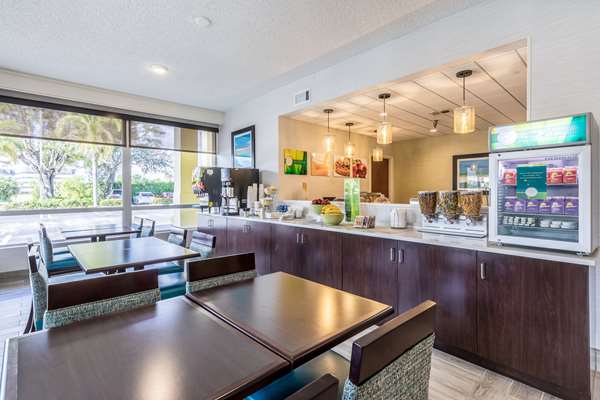 Amenities - Quality Inn West Palm Beach - I-95, Exit 69