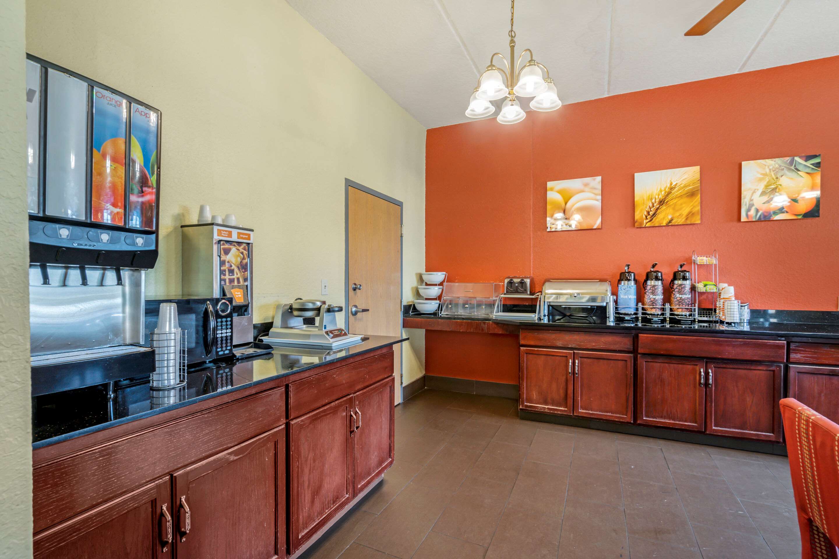 Breakfast counter