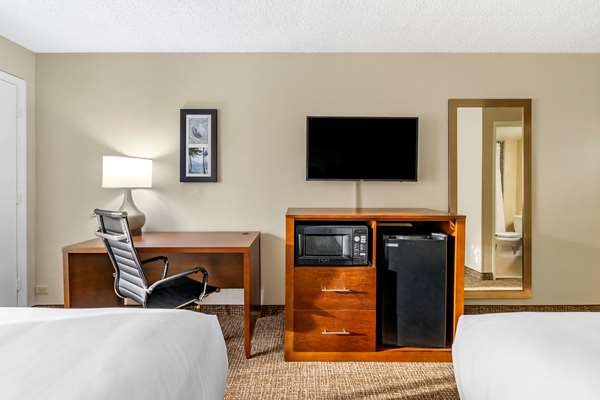  - Comfort Inn & Suites Clearwater Airport