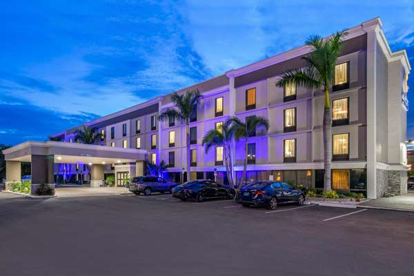 Exterior view - Comfort Inn & Suites Clearwater Airport