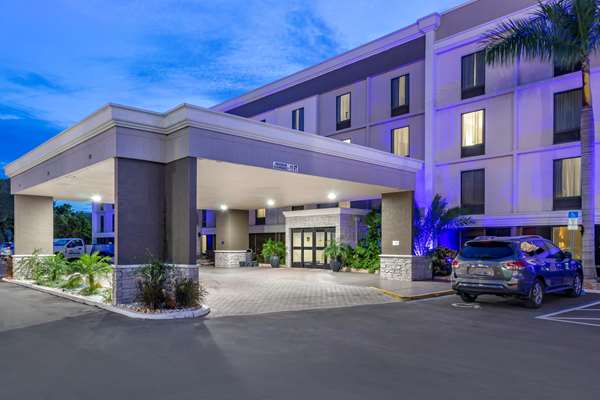 Exterior view - Comfort Inn & Suites Clearwater Airport