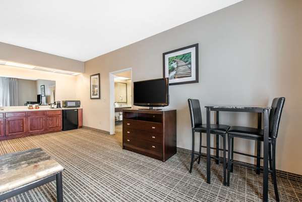 Suite - Quality Inn Palm Bay - I-95, Exit 176