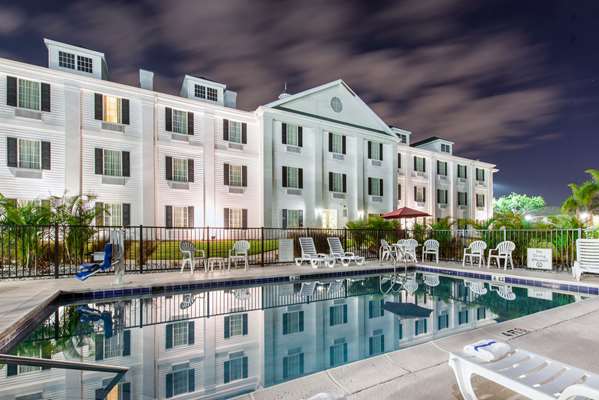 Pool - Quality Inn Palm Bay - I-95, Exit 176