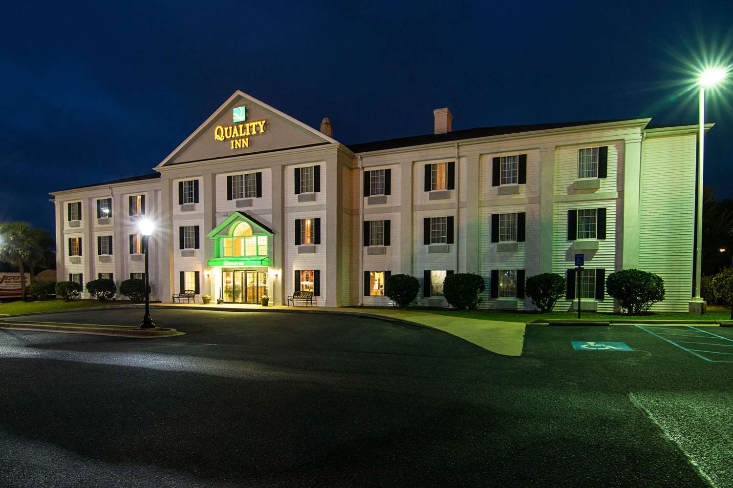 Quality Inn Crestview, FL See Discounts