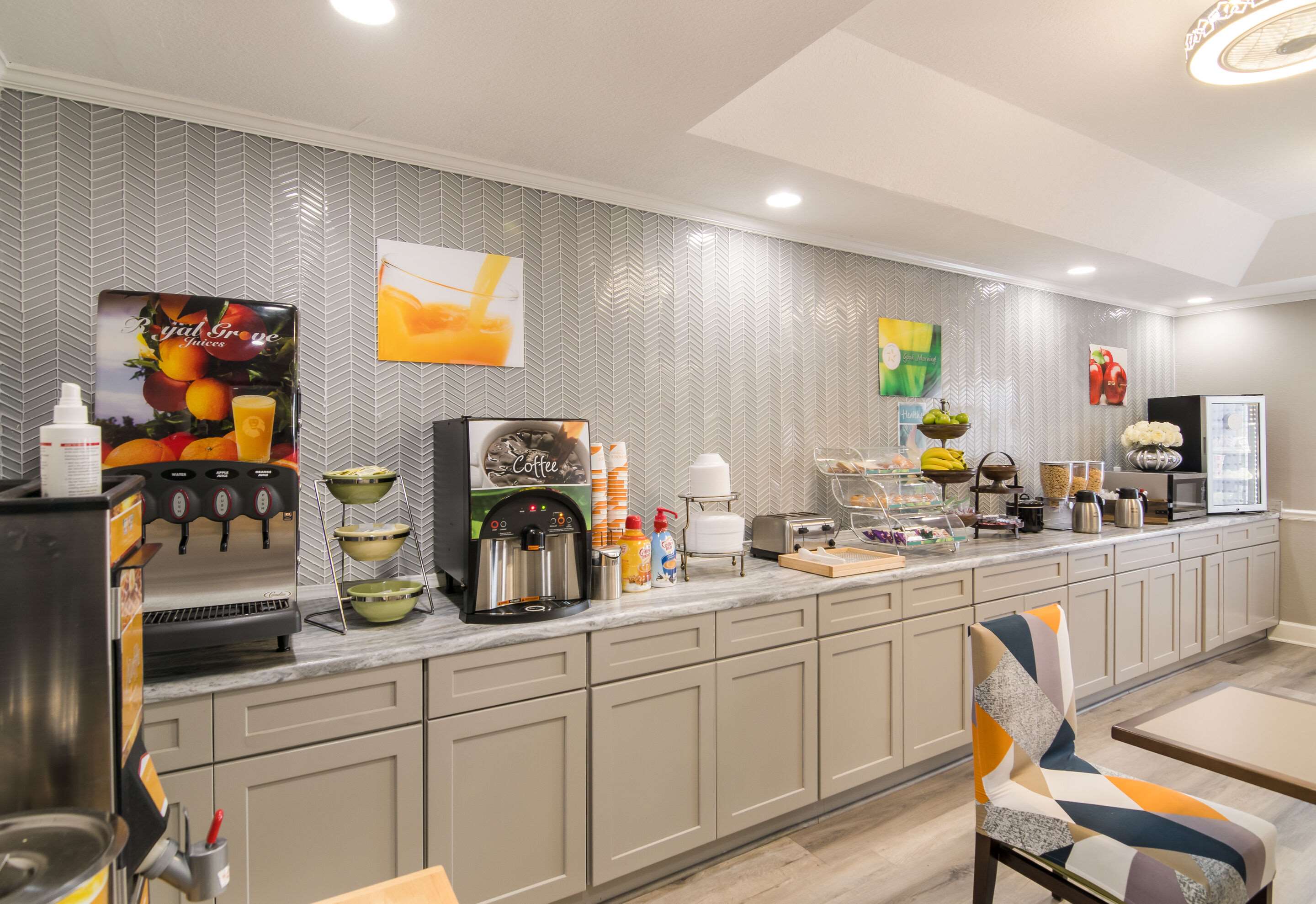 Breakfast area
