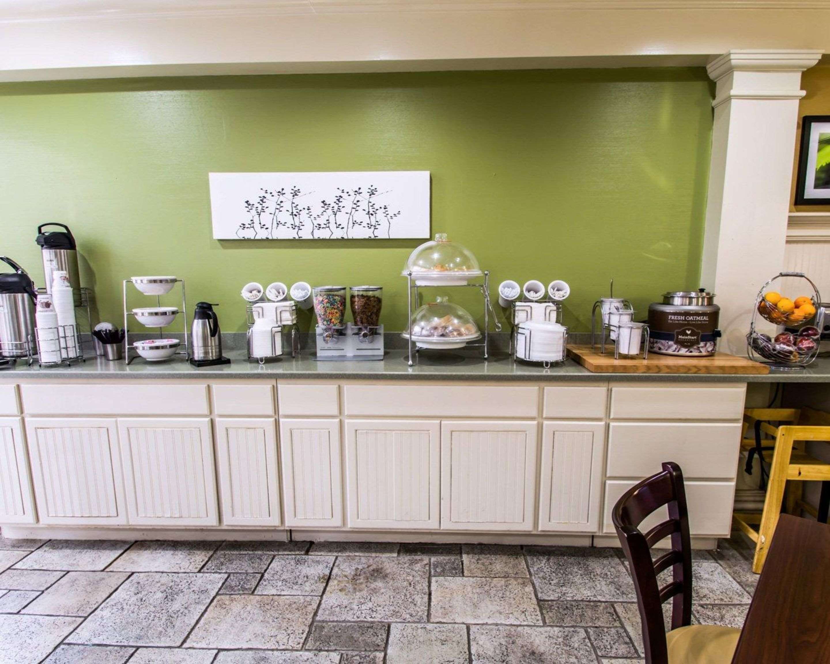 Breakfast counter | Sleep Inn at PGA Village