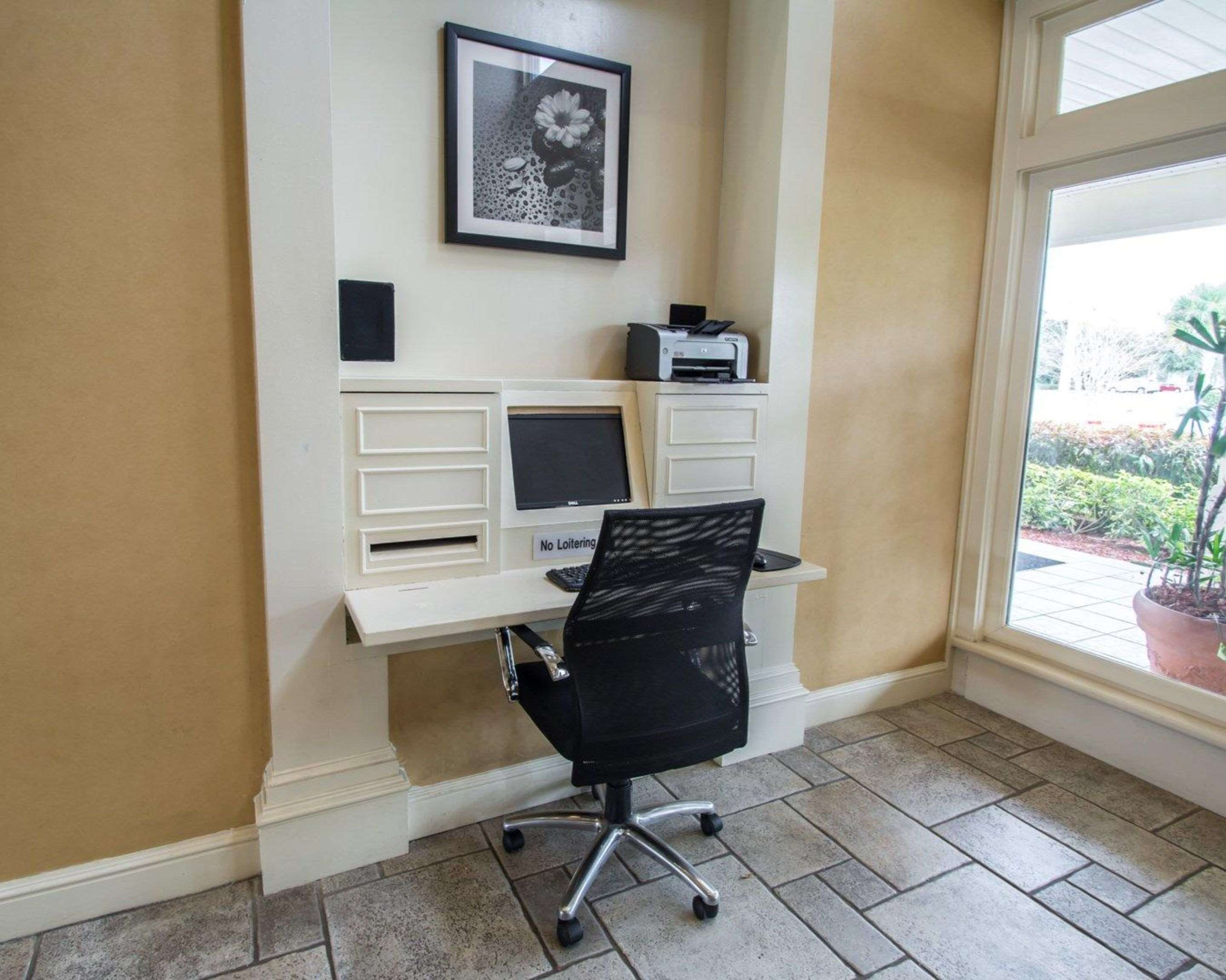Business center with high-speed Internet access | Sleep Inn at PGA Village