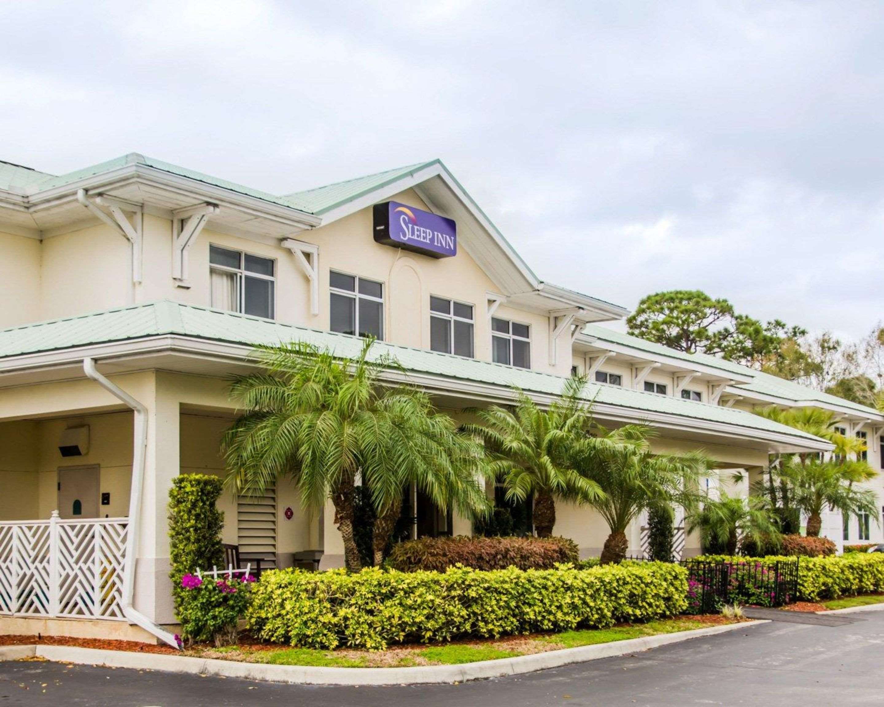 Hotel exterior | Sleep Inn at PGA Village