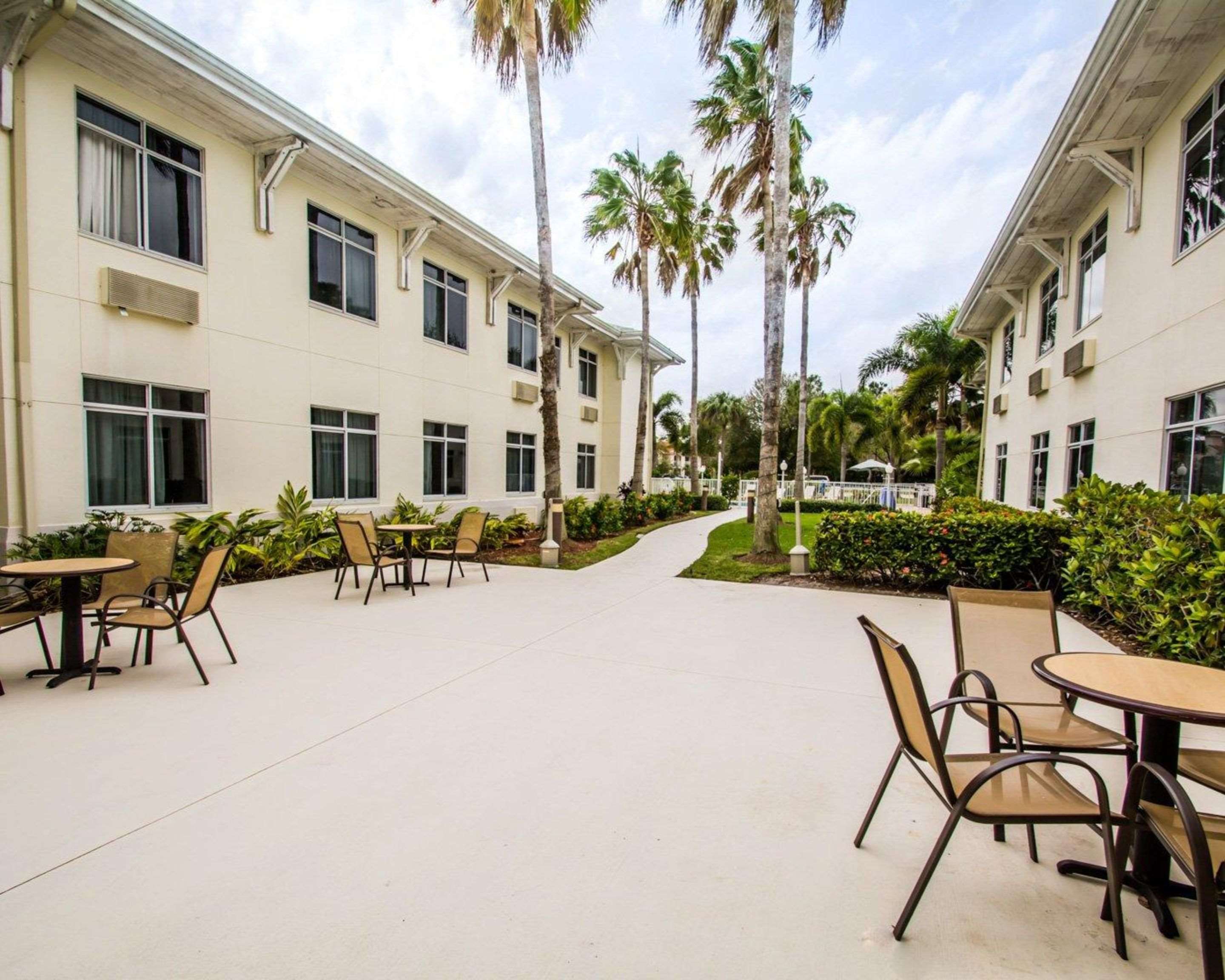 Relax on the hotel patio | Sleep Inn at PGA Village